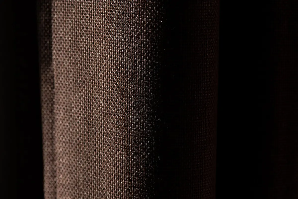 Linen Bedding Weights and Weaves: A Beginner's Buying Guide